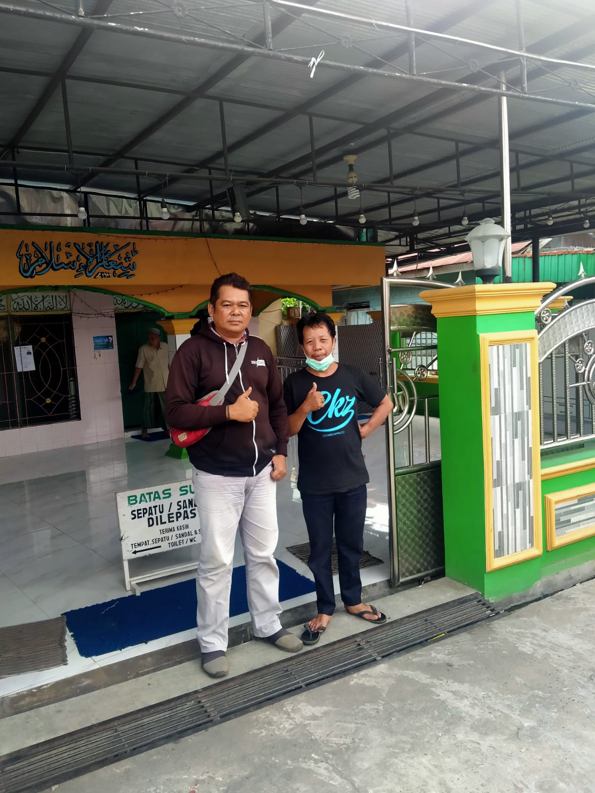 PT Wira Usahatama Lestari Peduli, Bantu Kegiatan Keagaman dan Rehab Kantor Desa  