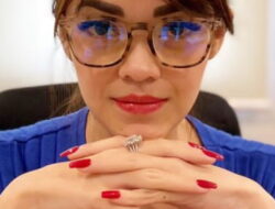Andina Narang Ajak Kaum Perempuan Sukseskan Pemilu 2024 Andina Narang Ajak Kaum Perempuan Sukseskan Pemilu 2024