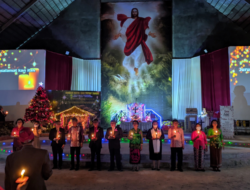 Kemeriahan Ibadah Natal Perdana Gereja Yudea GKE Panarung Kemeriahan Ibadah Natal Perdana Gereja Yudea GKE Panarung