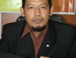 Anggota Panwaslu Bebas dari Anggota Parpol Anggota Panwaslu Bebas dari Anggota Parpol