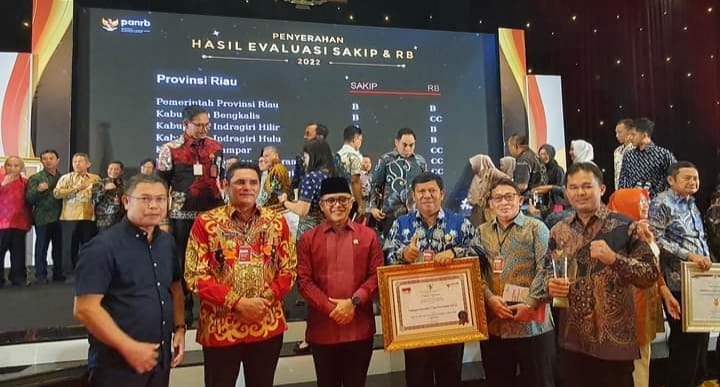 Pemkab Kobar Raih Penghargaan, Terobosan Pembiayaan Infrastruktur Masa Pandemi Covid-19 