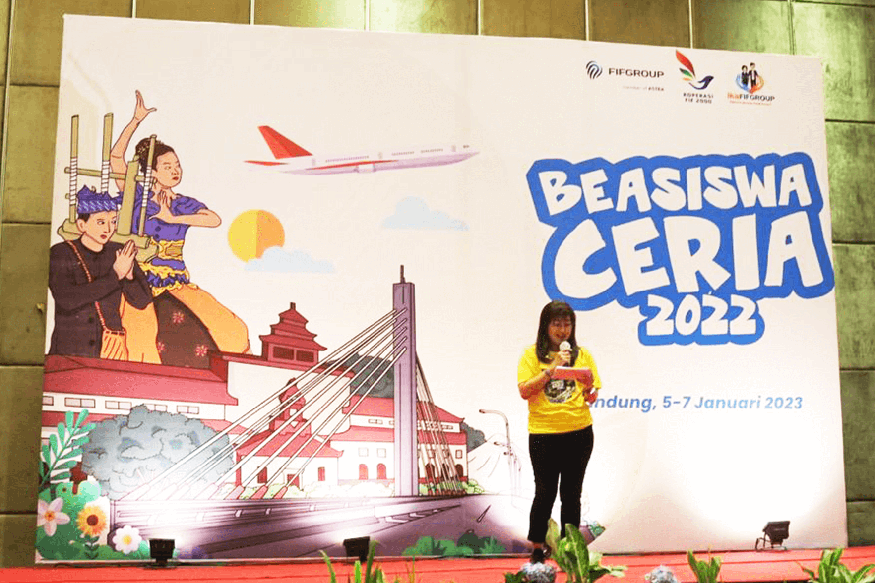 384 Anak Terpilih Terima Beasiswa Ceria FIFGROUP 2022