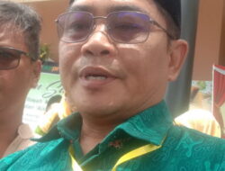 Kader Golkar yang Akan Duduk di Legislatif Minimal 6 Kursi Kader Golkar yang Akan Duduk di Legislatif Minimal 6 Kursi
