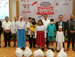 Pemkab Kobar Peduli Anak Yatim Piatu yang Tidak Mampu