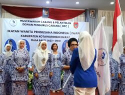 Pengurusan Ikatan Wanita Pengusaha Indonesia  Kobar Dilantik 