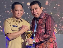 Pemkab Kotim Terima Penghargaan UHC