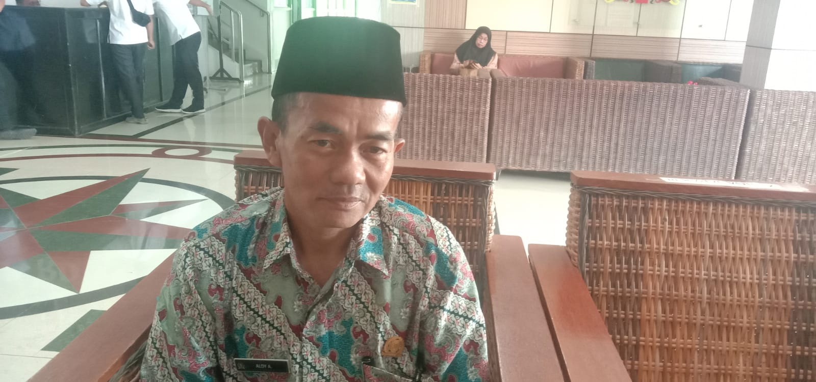 Sudah 3 Tahun Jalan di Petak Bahandang Belum Tuntas Diperbaiki