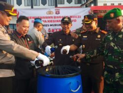 Barbuk Hasil Sitaan Selama Ramadan Dimusnahkan Barbuk Hasil Sitaan Selama Ramadan Dimusnahkan