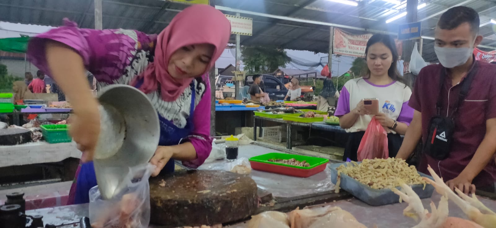 Harga Ayam Ras di Samoit Capai Rp55 Ribu