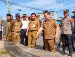 Pemkab Bakal Benahi Warung-warung di TNM