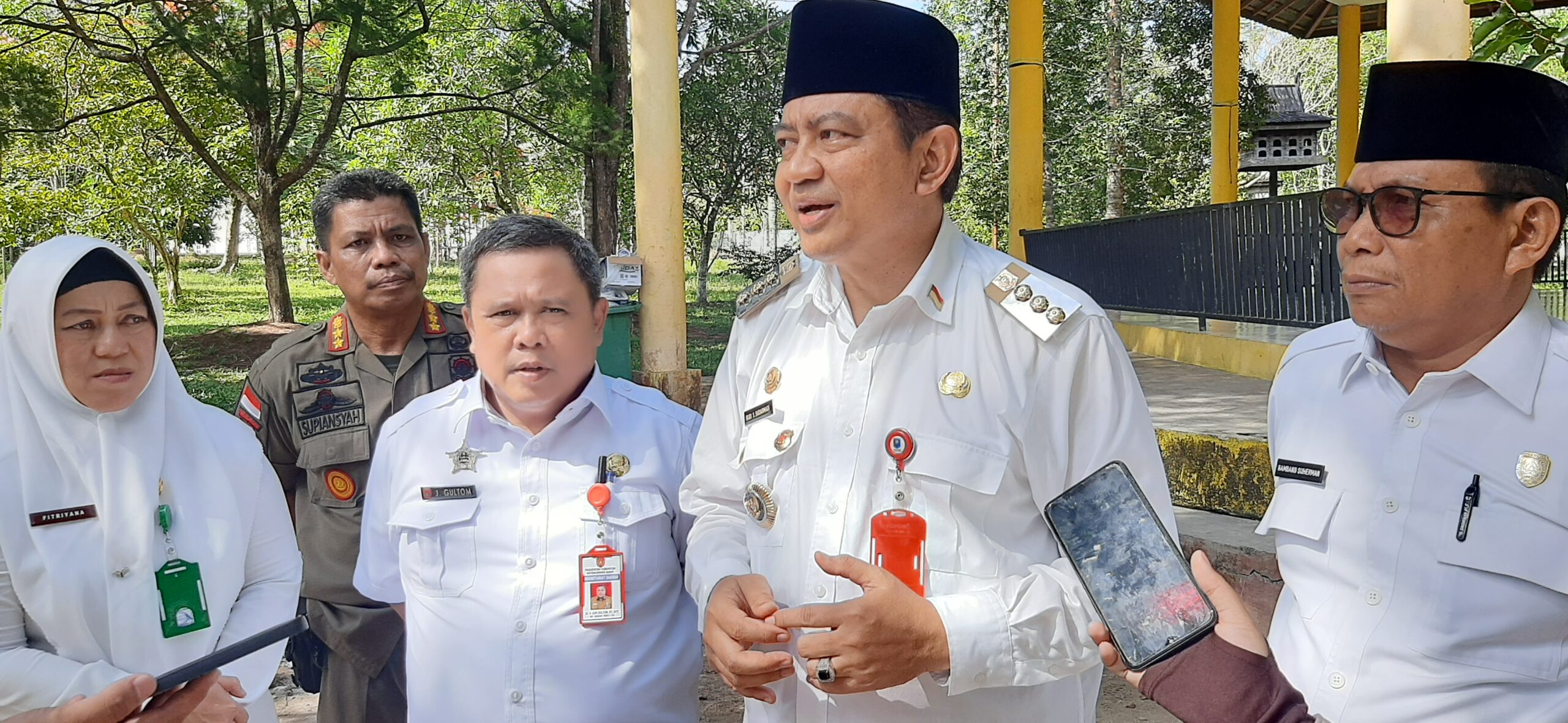 Tanggapi Keluhan Tomas Perihal Sampah,Pj Bupati Kobar Berjanji Tingkatkan Sapras Kebersihan