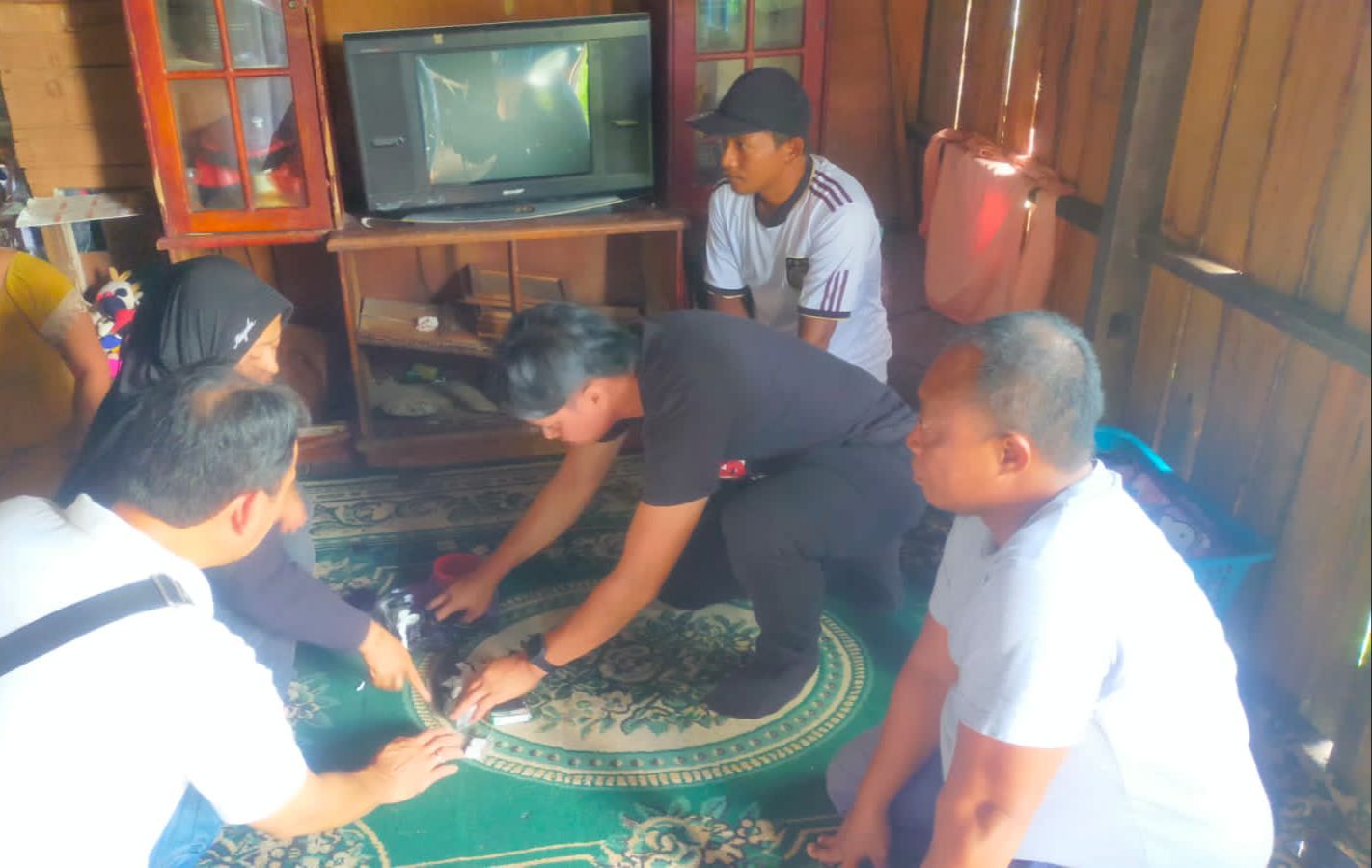 Simpan 20 Gram Sabu, Emak-emak Dibekuk Polisi