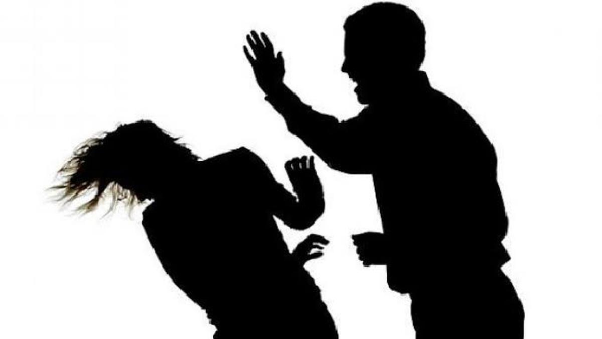 Pukuli Seorang Nenek, Iwan Jadi Terdakwa