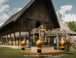 Rumah Betang Dayak, Sihir dan Hantu Kepala Terbang Tidak Berani Masuk! Rumah Betang Dayak, Sihir dan Hantu Kepala Terbang Tidak Berani Masuk!