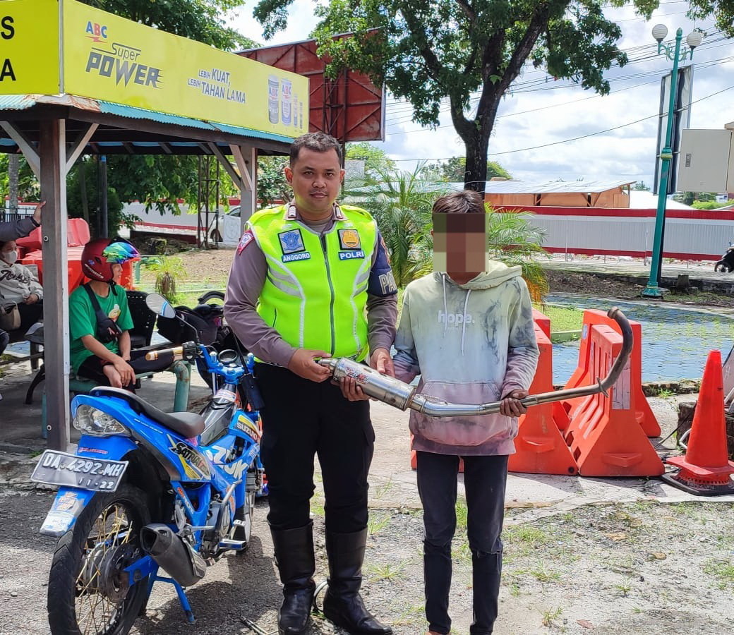 Berantas Knalpot Brong, Satlantas Polresta Giatkan Patroli Simpatik 