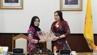 Fisdawan Terima Kunjungan Ikiawan Kabupaten Kapuas Fisdawan Terima Kunjungan Ikiawan Kabupaten Kapuas