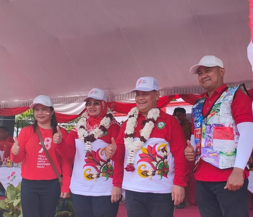 Usung Go Green, PT Hutan Sawit Lestari Semarakkan Pawai Pembangunan