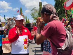 Ratusan Peserta Ramaikan Pawai Pembangunan di Sampit