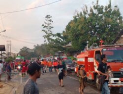 Bengkel dan Depot Bakso Nyaris Ludes Dilalap Api