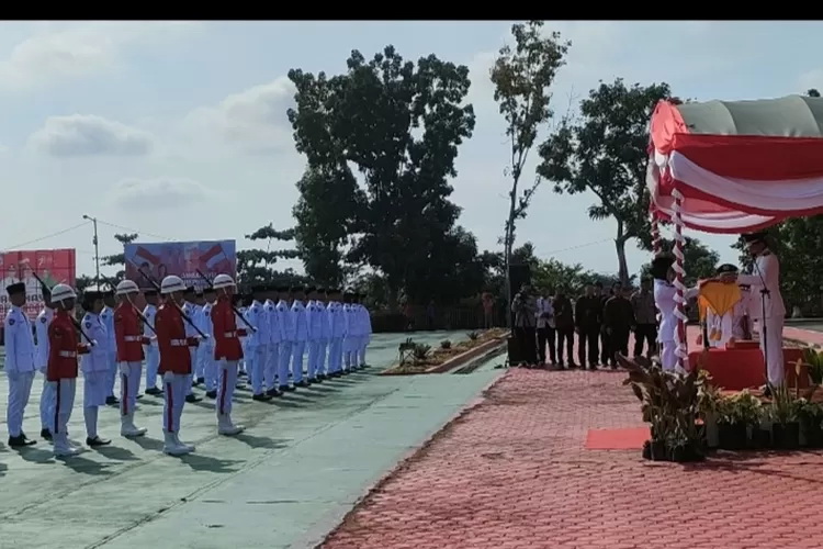 Perdie Pimpin Upacara HUT Ke-78 Kemerdekaan RI