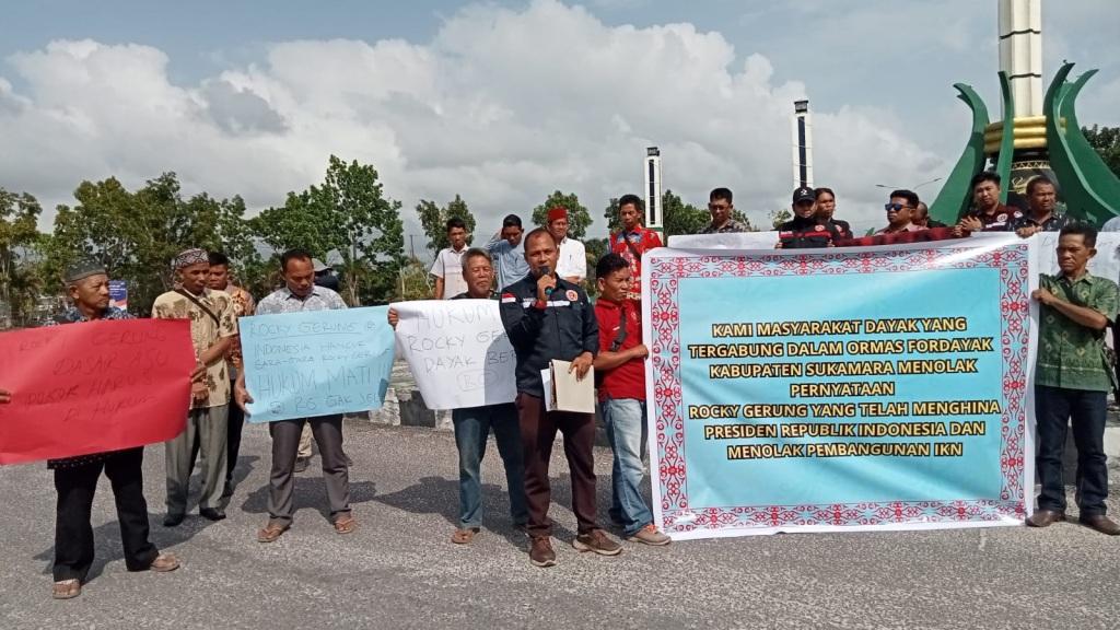 Fordayak Sukamara Tuntut Rocky Gerung Dihukum