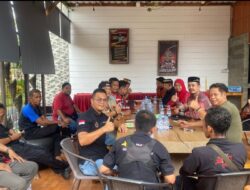 Bersama Polda Kalteng Forum Kebangsaan Siap Sambut dan Layani Jemaah Tabligh Akbar Habib Umar Bin Hafiz Bersama Polda Kalteng Forum Kebangsaan Siap Sambut dan Layani Jemaah Tabligh Akbar Habib Umar Bin Hafiz