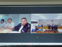 Isak Tangis Sidang Perdana Ben Brahim-Ary Egahni