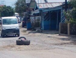 Warga Barut Keluhkan Jalan Nasional Rusak