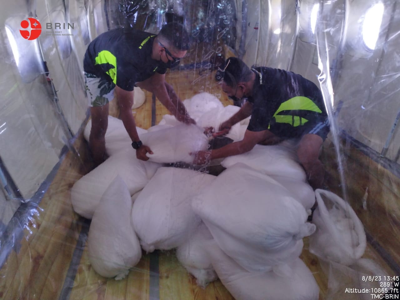 Cegah Karhutla, BRGM Lakukan Hujan Buatan