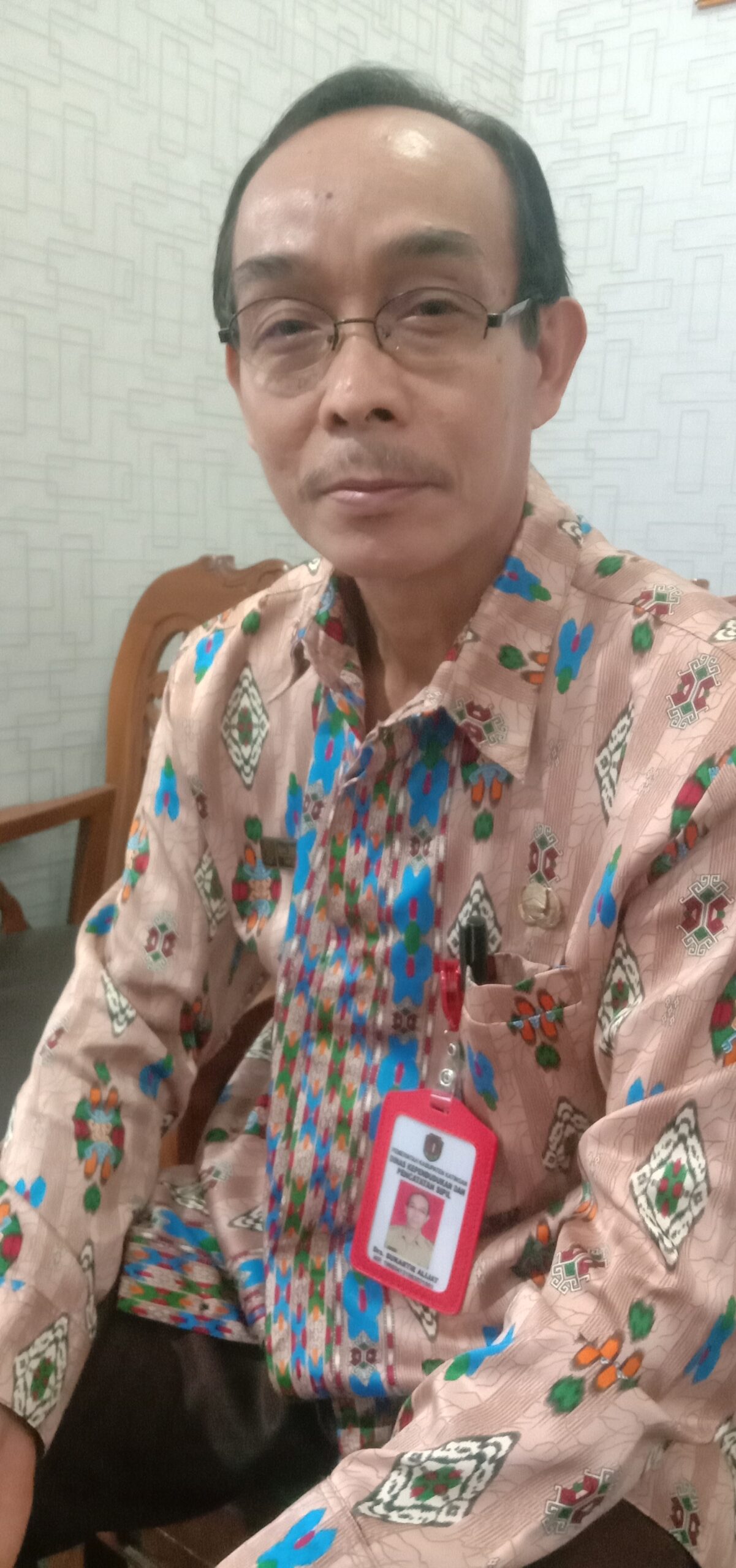 RASIONALISASI ANGGARAN-4.000 Warga Terancam Tak Rekam e-KTP