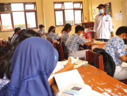 UDARA PALANGKA RAYA BERBAHAYA-TK, SD dan SMP Belajar di Rumah UDARA PALANGKA RAYA BERBAHAYA-TK, SD dan SMP Belajar di Rumah
