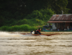 148 Jukung Adu Cepat di Katinting Race 2023