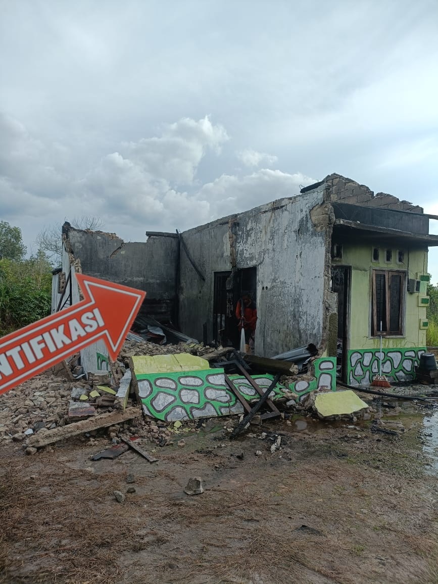 Rumah Terbakar, Anak 7 Tahun Nyaris Jadi Korban