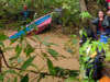 Berangkat Mengajar, Perahu Guru Karam di Sungai