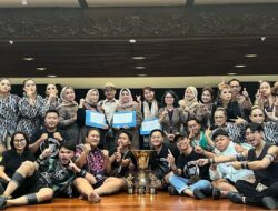 Kalteng Juara Umum Parade Tari Nusantara di TMII Kalteng Juara Umum Parade Tari Nusantara di TMII