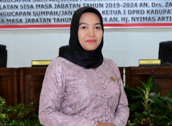 Tingkatkan Mutu Pelayanan Bidan