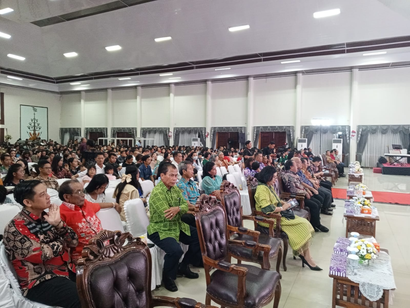 NATAL BERSAMA KELUARGA BESAR BANK KALTENG-Perkuat Kebangkitan Insan dan Memberikan Manfaat bagi Masyarakat