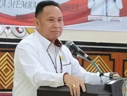 Warga Sungai Babuat Harapkan Perbaikan Jalan Warga Sungai Babuat Harapkan Perbaikan Jalan