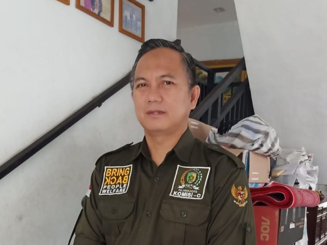 CIPTAKAN PONDASI KOKOH-Pemberian Pendidikan Unggul untuk Penguatan SDM