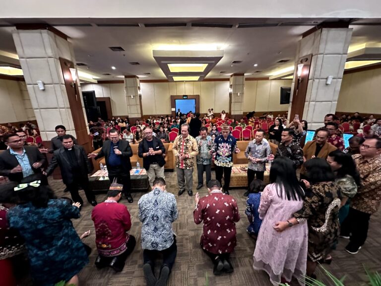 NATAL-PGLII Wujudkan Kehadiran Kristus Membangun dan Memajukan Kalteng