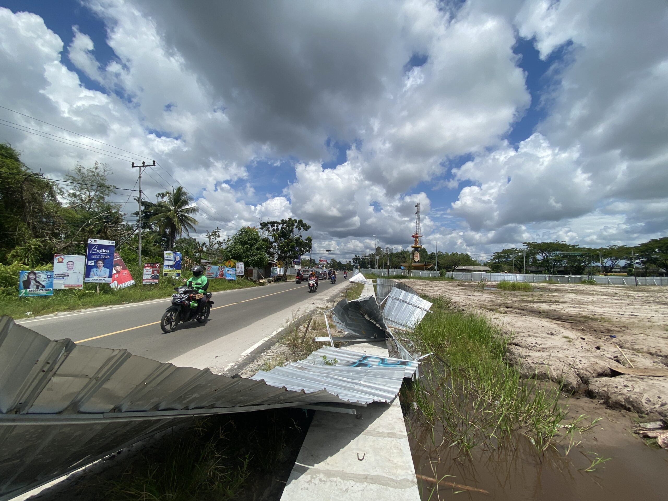Proyek Bundaran Mahir Mahar Dipertanyakan