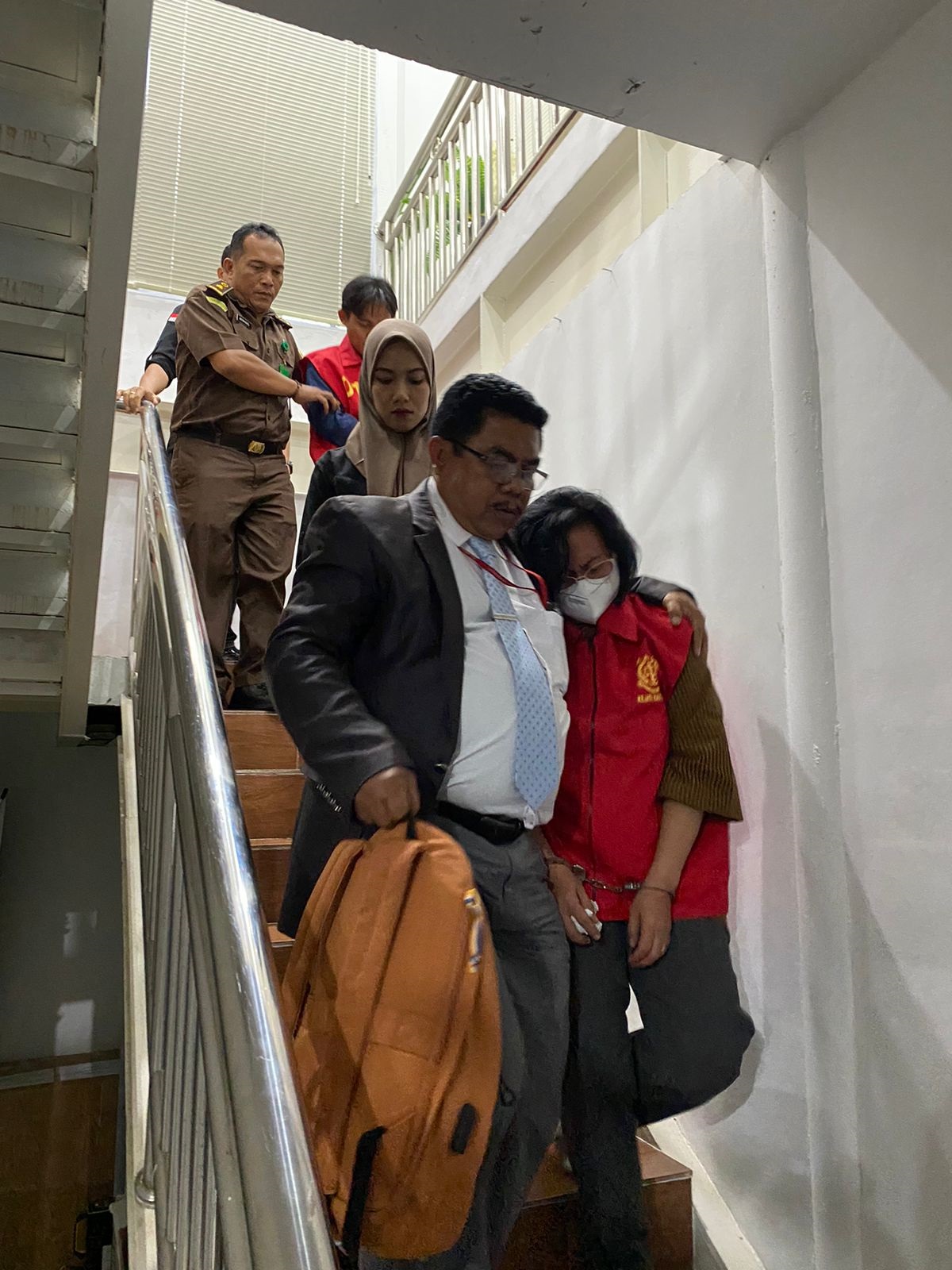 KORUPSI DINKES BARSEL-Kejati Tahan PPTK dan Pengelola BOK