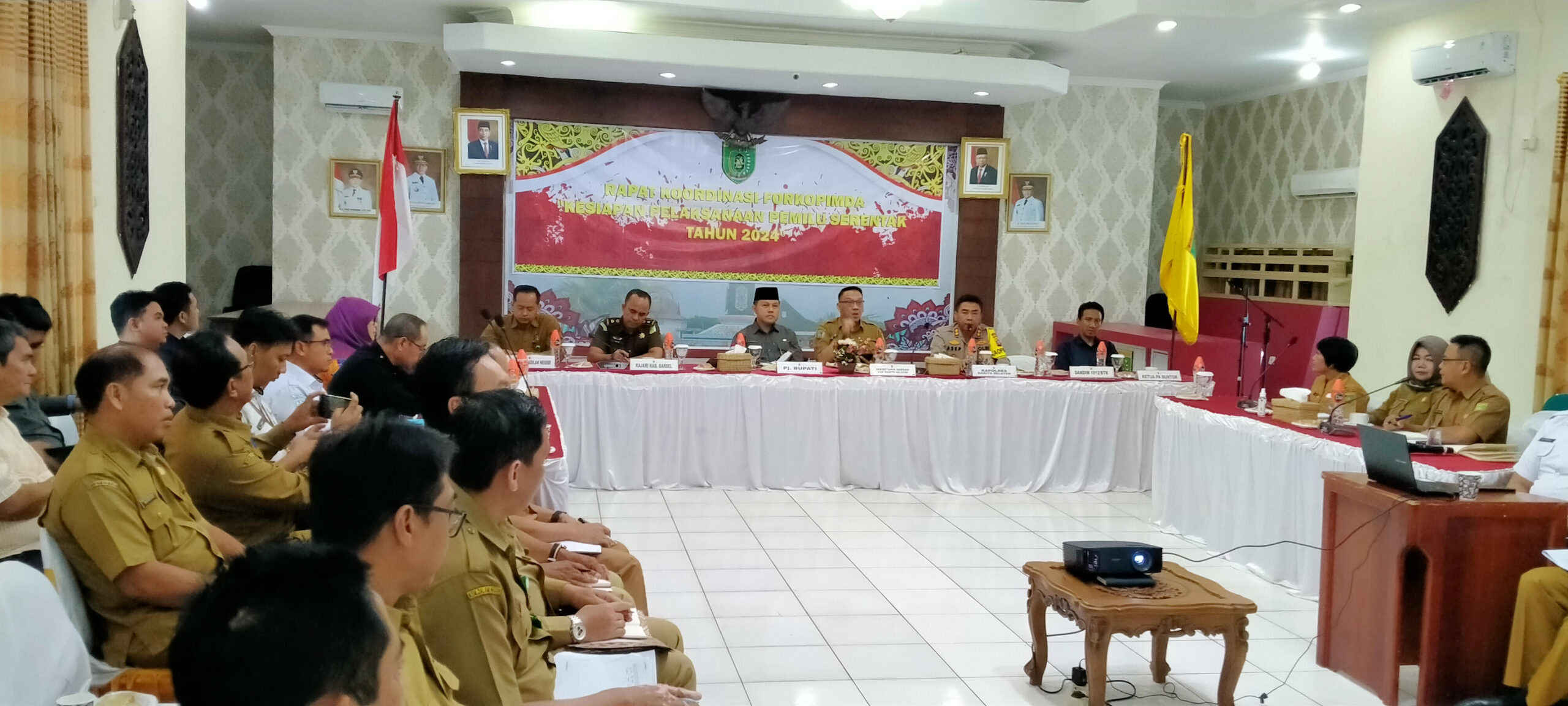 Pj Bupati Minta Pejabat Barsel Kunjungi Warga Korban Banjir