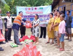 BPBD Mura, Muspika Kecamatan Tanah Siang Selatan dan PT IMK Salurkan Bantuan untuk Korban Banjir