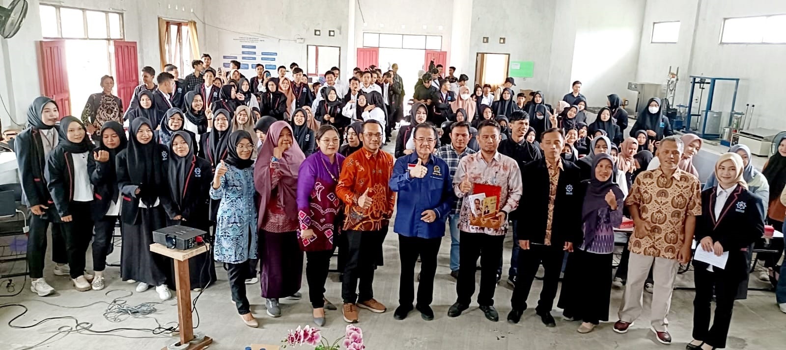 Teras Narang: Pemuda Jangan Apatis, Tetaplah Menjadi Pejuang