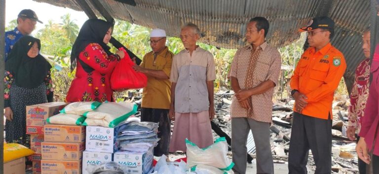 3 Rumah di Mentaya Hilir Selatan Ludes Terbakar 3 Rumah di Mentaya Hilir Selatan Ludes Terbakar