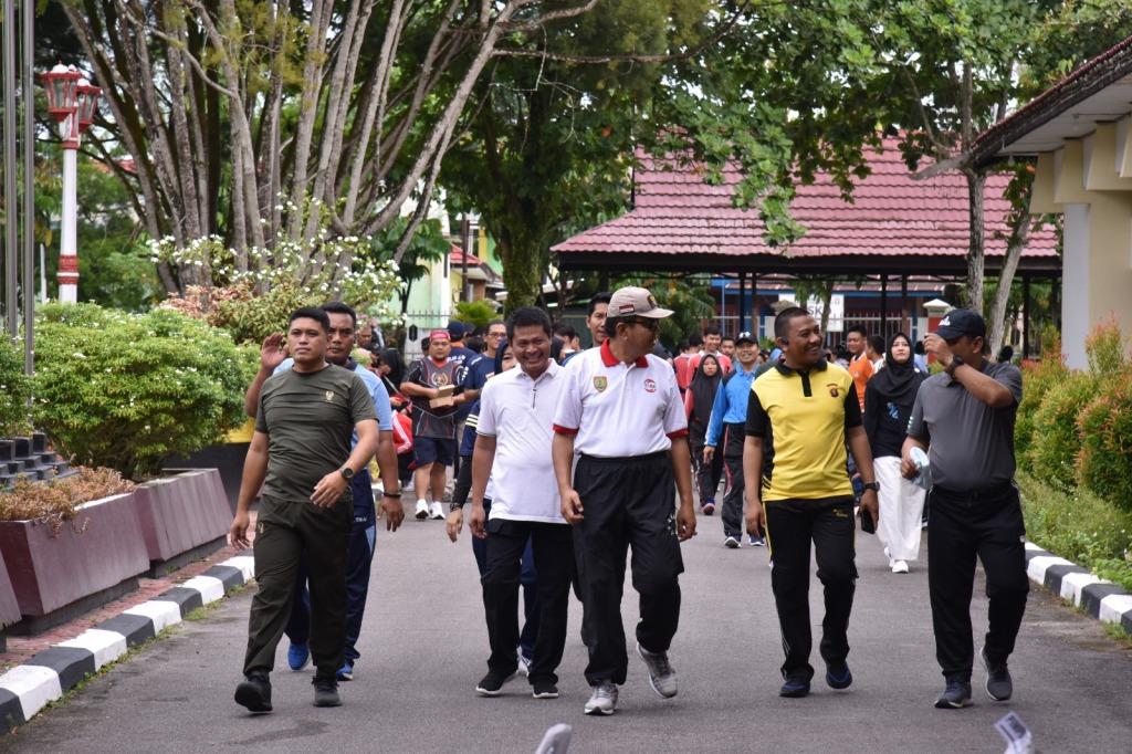 Kapolres Hadiri Jalan Sehat dan Deklarasi Pemilu Damai