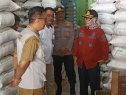 Jelang Ramadan, Oknum Pedagang Jual Beras di Atas HET