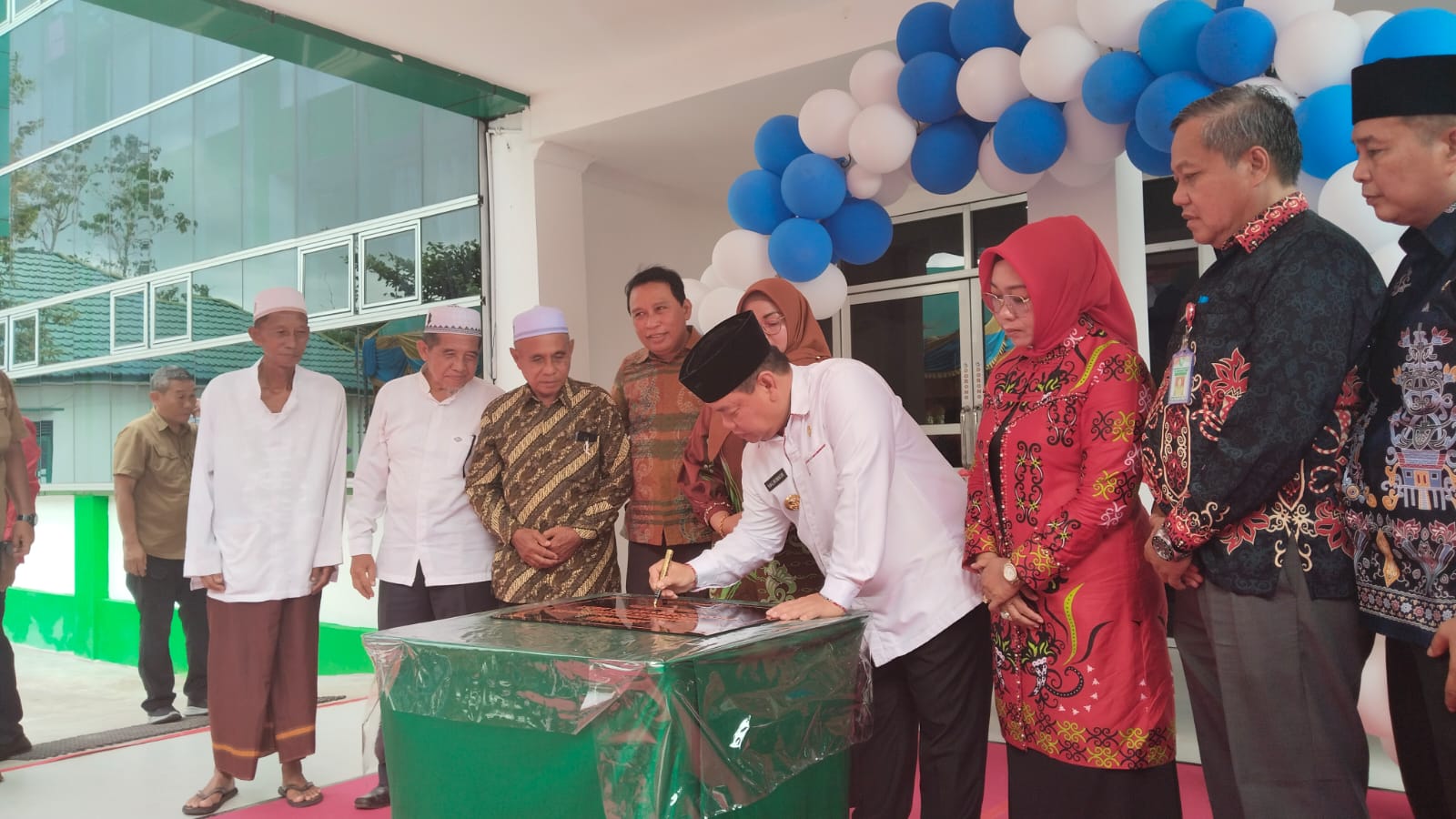 Bupati Larang Puskesmas Tolak Warga Berobat