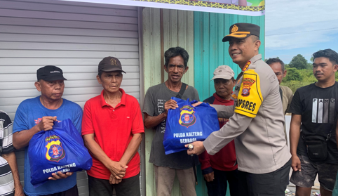 Kapolda dan Pemko Salurkan 1.500 Paket Sembako